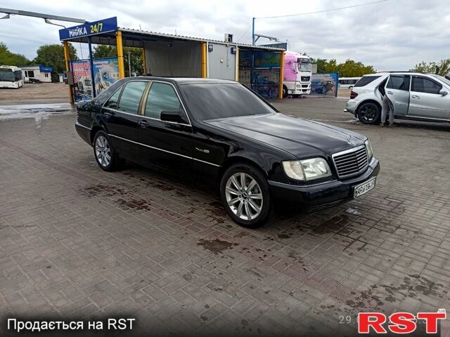 Мерседес С Клас 1993 у Запоріжжя на Automoto.ua Чорний Мерседес С Клас, об'ємом двигуна 2.8 л та пробігом 338 тис. км за 5500 $, фото 3 на Automoto.ua