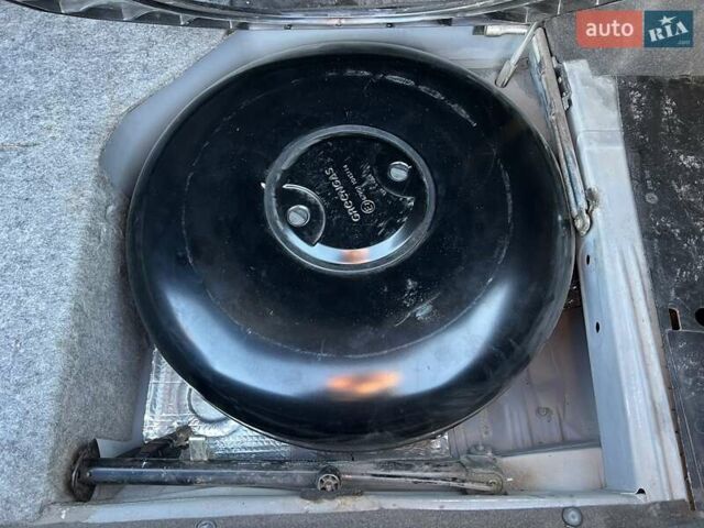 Черный Мерседес С Класс, объемом двигателя 2.8 л и пробегом 293 тыс. км за 9000 $, фото 23 на Automoto.ua