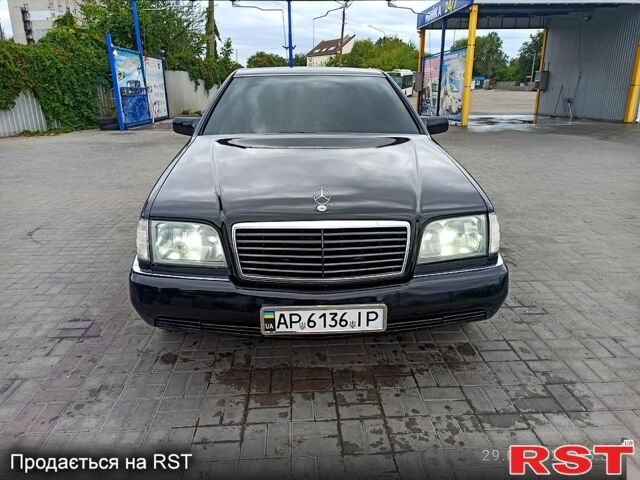 Черный Мерседес С Класс, объемом двигателя 2.8 л и пробегом 338 тыс. км за 5500 $, фото 1 на Automoto.ua
