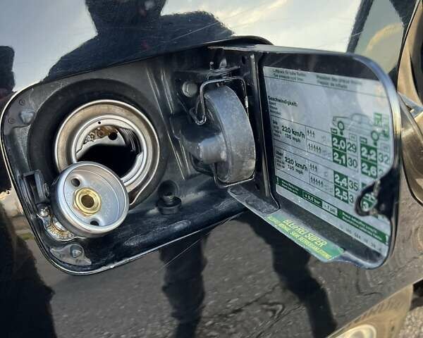 Черный Мерседес С Класс, объемом двигателя 2.8 л и пробегом 293 тыс. км за 9000 $, фото 48 на Automoto.ua