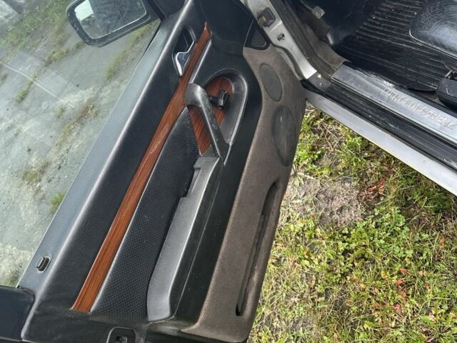 Чорний Мерседес С Клас, об'ємом двигуна 2.8 л та пробігом 400 тис. км за 3200 $, фото 4 на Automoto.ua