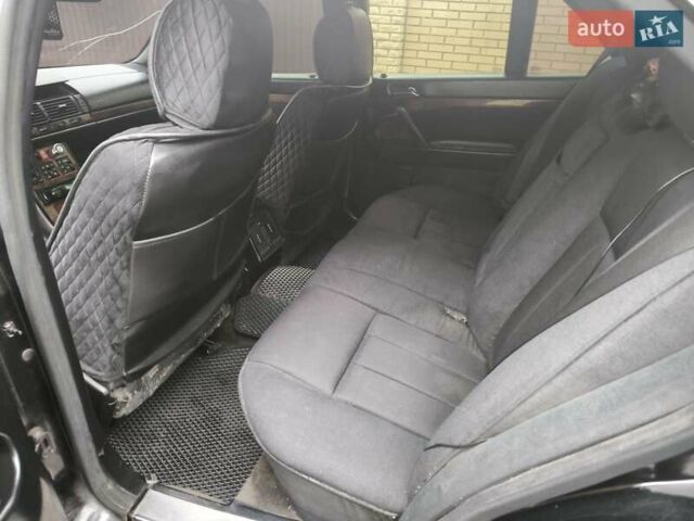 Черный Мерседес С Класс, объемом двигателя 2.8 л и пробегом 538 тыс. км за 4500 $, фото 1 на Automoto.ua