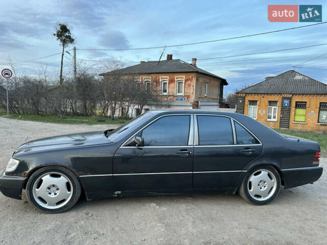 Чорний Мерседес С Клас, об'ємом двигуна 3.2 л та пробігом 130 тис. км за 3700 $, фото 11 на Automoto.ua