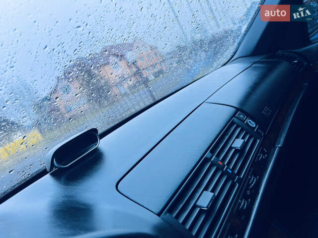 Чорний Мерседес С Клас, об'ємом двигуна 3.5 л та пробігом 400 тис. км за 4500 $, фото 34 на Automoto.ua