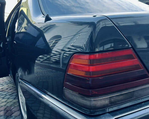 Чорний Мерседес С Клас, об'ємом двигуна 3.5 л та пробігом 400 тис. км за 4500 $, фото 22 на Automoto.ua