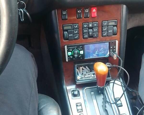 Чорний Мерседес С Клас, об'ємом двигуна 3.45 л та пробігом 638 тис. км за 4000 $, фото 5 на Automoto.ua