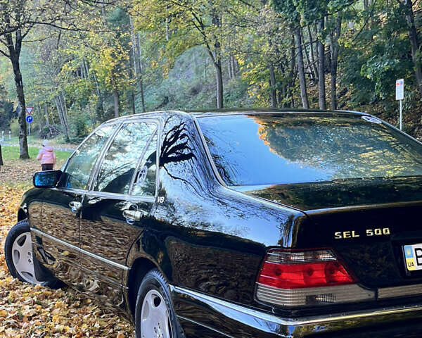 Черный Мерседес С Класс, объемом двигателя 5 л и пробегом 347 тыс. км за 23217 $, фото 25 на Automoto.ua