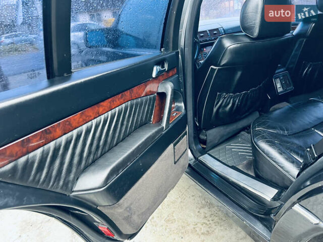 Черный Мерседес С Класс, объемом двигателя 3.5 л и пробегом 380 тыс. км за 3800 $, фото 18 на Automoto.ua