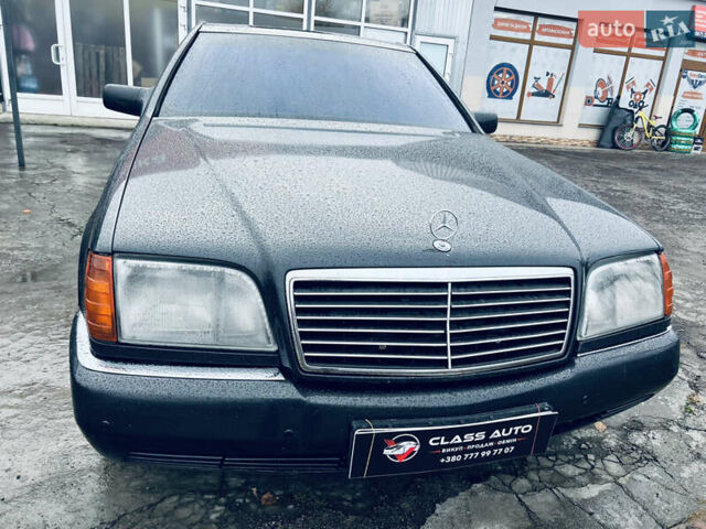 Черный Мерседес С Класс, объемом двигателя 3.5 л и пробегом 380 тыс. км за 3800 $, фото 3 на Automoto.ua
