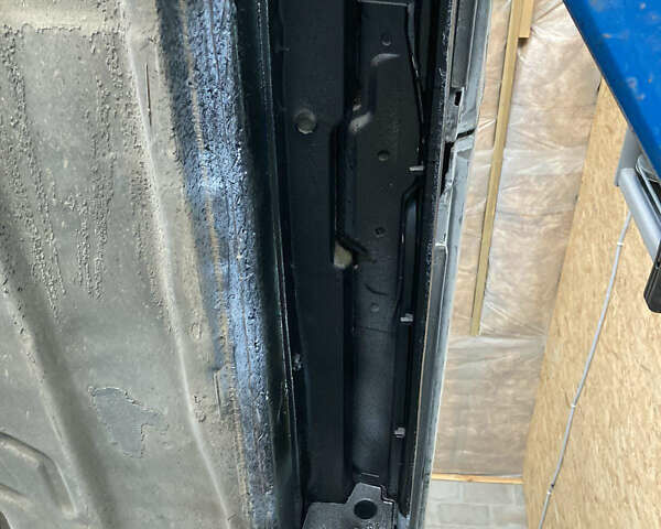 Черный Мерседес С Класс, объемом двигателя 5 л и пробегом 347 тыс. км за 23217 $, фото 44 на Automoto.ua