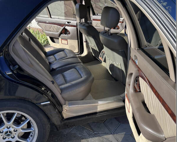 Черный Мерседес С Класс, объемом двигателя 5 л и пробегом 347 тыс. км за 23217 $, фото 15 на Automoto.ua