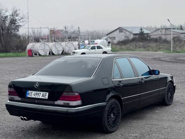 Черный Мерседес С Класс, объемом двигателя 3.5 л и пробегом 444 тыс. км за 6500 $, фото 2 на Automoto.ua