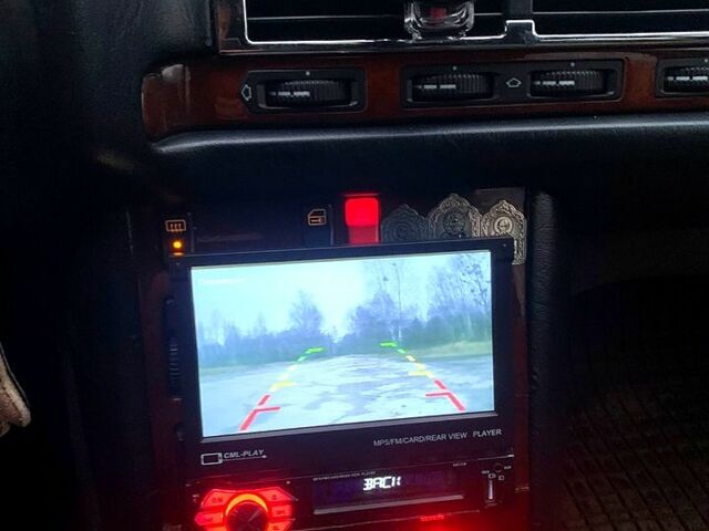 Черный Мерседес С Класс, объемом двигателя 3.2 л и пробегом 446 тыс. км за 5500 $, фото 10 на Automoto.ua