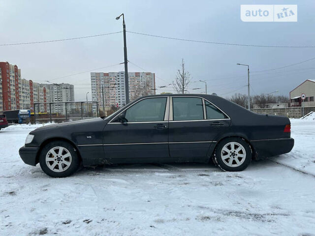 Чорний Мерседес С Клас, об'ємом двигуна 4.2 л та пробігом 314 тис. км за 7500 $, фото 4 на Automoto.ua