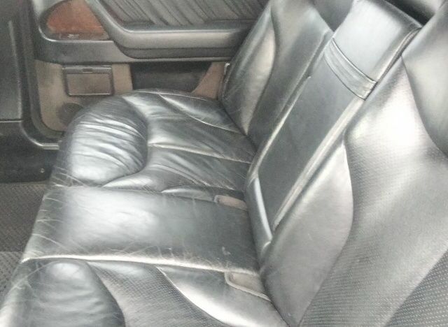 Чорний Мерседес С Клас, об'ємом двигуна 3.5 л та пробігом 4 тис. км за 5500 $, фото 7 на Automoto.ua