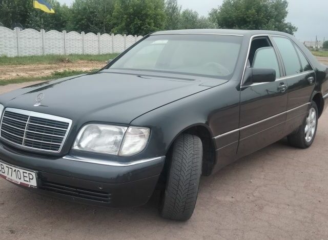 Чорний Мерседес С Клас, об'ємом двигуна 3.5 л та пробігом 4 тис. км за 5500 $, фото 2 на Automoto.ua