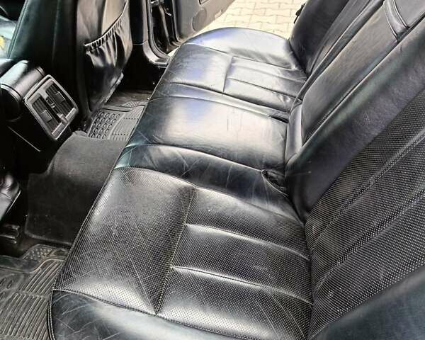 Мерседес С Клас 1995 у Тернополі на Automoto.ua Чорний Мерседес С Клас, об'ємом двигуна 3.2 л та пробігом 388 тис. км за 3500 $, фото 24 на Automoto.ua