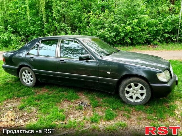 Черный Мерседес С Класс, объемом двигателя 3.4 л и пробегом 395 тыс. км за 2800 $, фото 7 на Automoto.ua