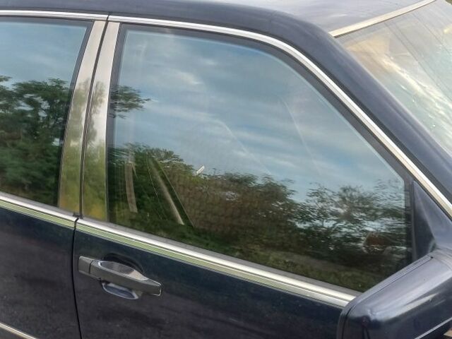 Чорний Мерседес С Клас, об'ємом двигуна 3 л та пробігом 671 тис. км за 3500 $, фото 7 на Automoto.ua