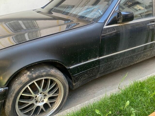 Чорний Мерседес С Клас, об'ємом двигуна 5 л та пробігом 650 тис. км за 3500 $, фото 4 на Automoto.ua