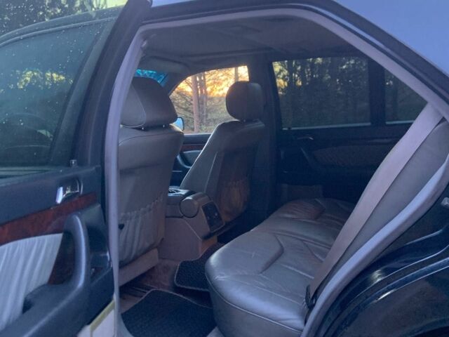 Черный Мерседес С Класс, объемом двигателя 3.2 л и пробегом 304 тыс. км за 4700 $, фото 15 на Automoto.ua