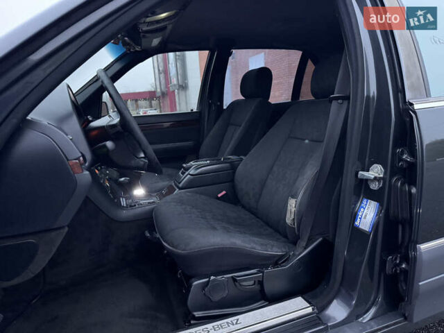 Черный Мерседес С Класс, объемом двигателя 3.2 л и пробегом 410 тыс. км за 7800 $, фото 51 на Automoto.ua