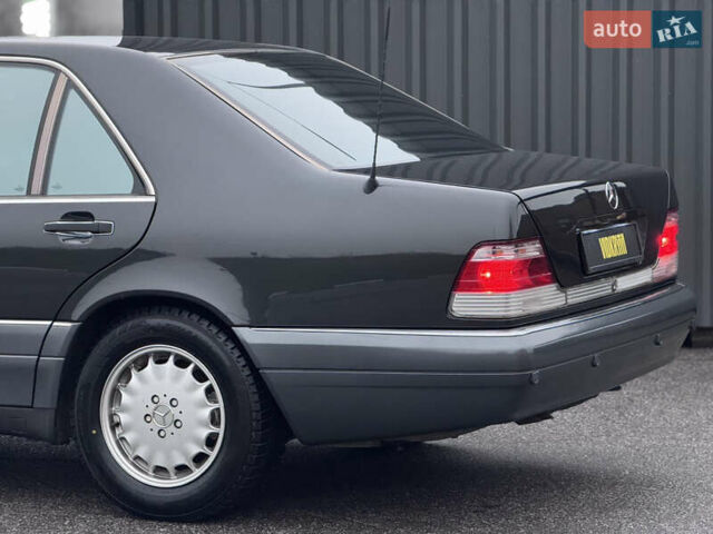 Черный Мерседес С Класс, объемом двигателя 3.2 л и пробегом 410 тыс. км за 7800 $, фото 18 на Automoto.ua