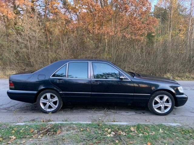 Черный Мерседес С Класс, объемом двигателя 3.2 л и пробегом 304 тыс. км за 4700 $, фото 8 на Automoto.ua