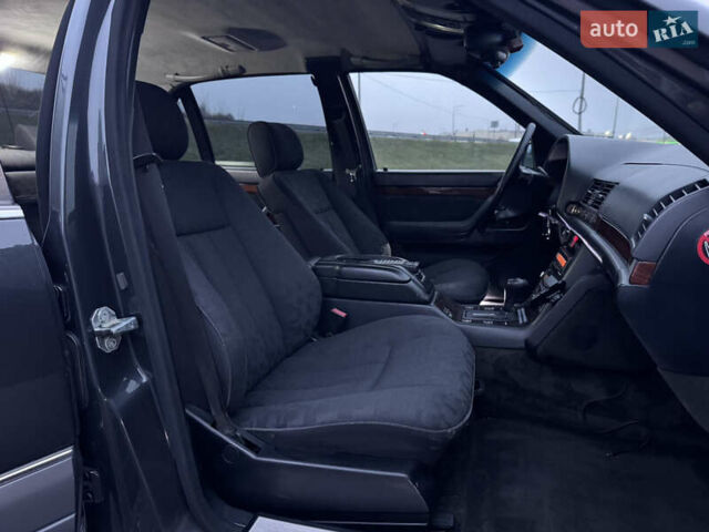 Черный Мерседес С Класс, объемом двигателя 3.2 л и пробегом 410 тыс. км за 7800 $, фото 48 на Automoto.ua