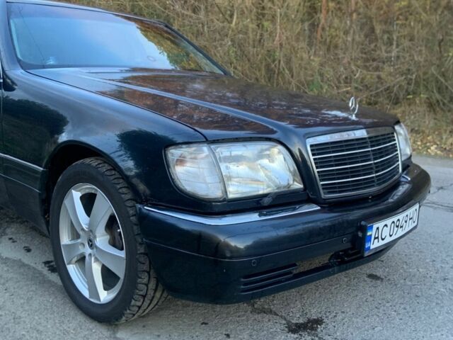 Черный Мерседес С Класс, объемом двигателя 3.2 л и пробегом 304 тыс. км за 4700 $, фото 2 на Automoto.ua