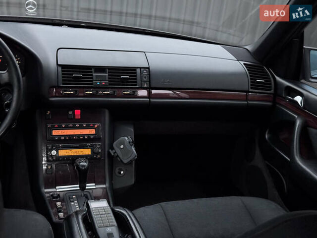 Черный Мерседес С Класс, объемом двигателя 3.2 л и пробегом 410 тыс. км за 7800 $, фото 38 на Automoto.ua