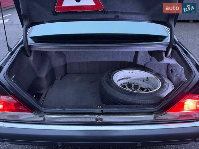 Чорний Мерседес С Клас, об'ємом двигуна 3.2 л та пробігом 410 тис. км за 7300 $, фото 45 на Automoto.ua