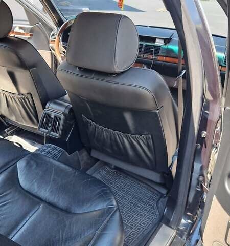 Черный Мерседес С Класс, объемом двигателя 4.2 л и пробегом 450 тыс. км за 7999 $, фото 13 на Automoto.ua