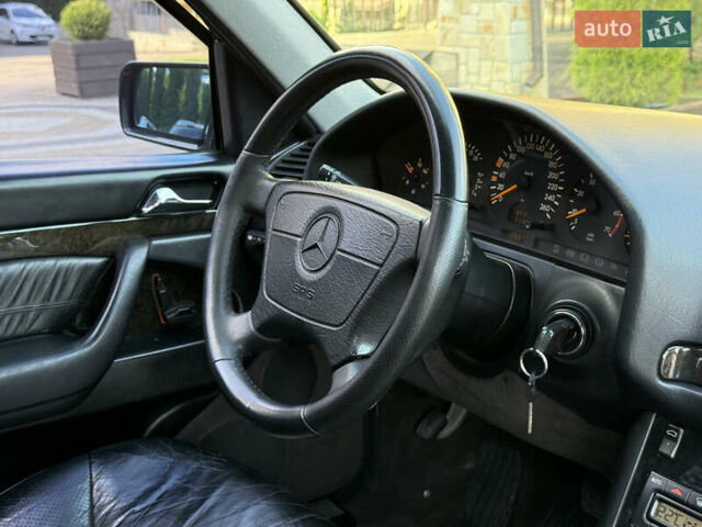 Черный Мерседес С Класс, объемом двигателя 4.2 л и пробегом 312 тыс. км за 18000 $, фото 73 на Automoto.ua