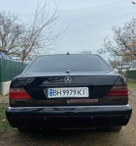 Чорний Мерседес С Клас, об'ємом двигуна 3 л та пробігом 400 тис. км за 5500 $, фото 3 на Automoto.ua