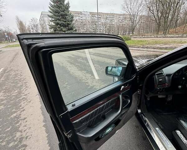 Черный Мерседес С Класс, объемом двигателя 5 л и пробегом 258 тыс. км за 6700 $, фото 8 на Automoto.ua