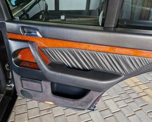 Черный Мерседес С Класс, объемом двигателя 3 л и пробегом 520 тыс. км за 6700 $, фото 57 на Automoto.ua