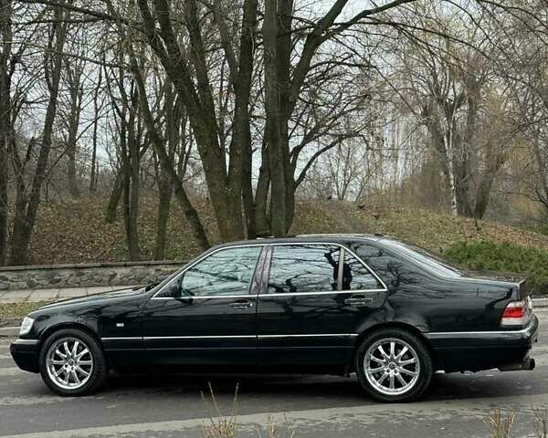 Черный Мерседес С Класс, объемом двигателя 5 л и пробегом 258 тыс. км за 6700 $, фото 10 на Automoto.ua