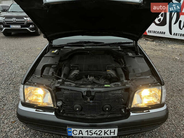 Черный Мерседес С Класс, объемом двигателя 5 л и пробегом 312 тыс. км за 23000 $, фото 24 на Automoto.ua