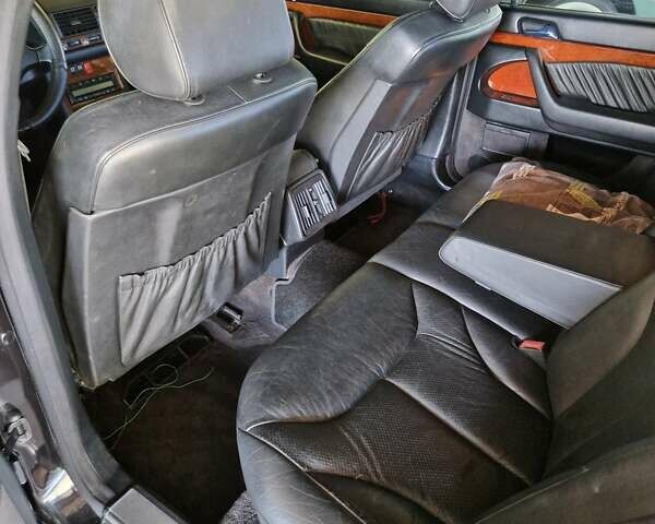 Черный Мерседес С Класс, объемом двигателя 3 л и пробегом 520 тыс. км за 6700 $, фото 56 на Automoto.ua