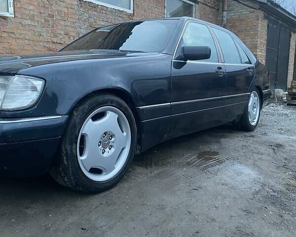 Чорний Мерседес С Клас, об'ємом двигуна 3 л та пробігом 350 тис. км за 4000 $, фото 2 на Automoto.ua