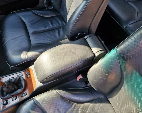 Черный Мерседес С Класс, объемом двигателя 3 л и пробегом 520 тыс. км за 6700 $, фото 49 на Automoto.ua