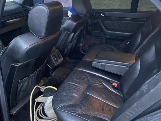 Черный Мерседес С Класс, объемом двигателя 3 л и пробегом 350 тыс. км за 4500 $, фото 7 на Automoto.ua