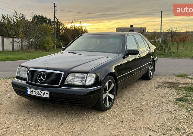 Мерседес С Класс 1997 в Одессе на Automoto.ua Черный Мерседес С Класс, объемом двигателя 4.2 л и пробегом 245 тыс. км за 4699 $, фото 1 на Automoto.ua