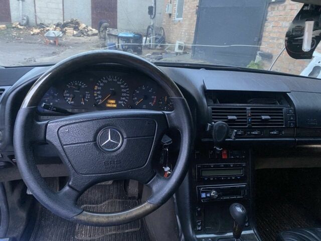 Черный Мерседес С Класс, объемом двигателя 3 л и пробегом 350 тыс. км за 4500 $, фото 10 на Automoto.ua