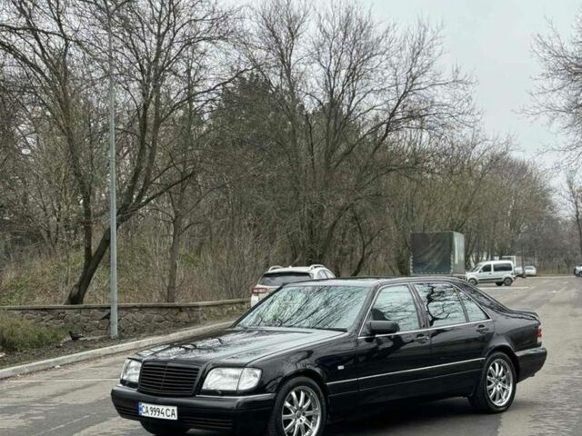 Черный Мерседес С Класс, объемом двигателя 4.2 л и пробегом 258 тыс. км за 6700 $, фото 1 на Automoto.ua