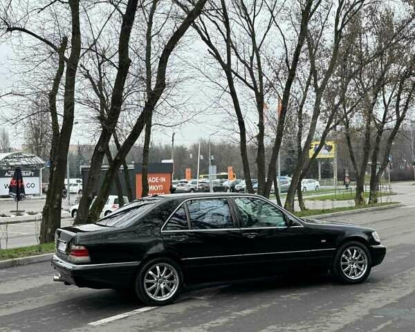 Черный Мерседес С Класс, объемом двигателя 5 л и пробегом 258 тыс. км за 6700 $, фото 19 на Automoto.ua