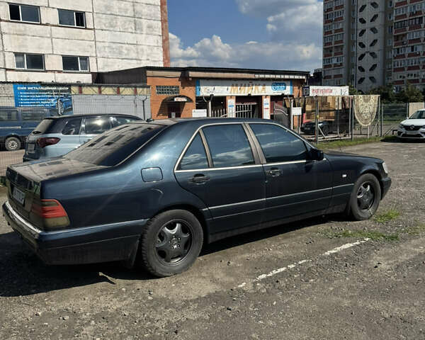 Черный Мерседес С Класс, объемом двигателя 5 л и пробегом 440 тыс. км за 8000 $, фото 8 на Automoto.ua