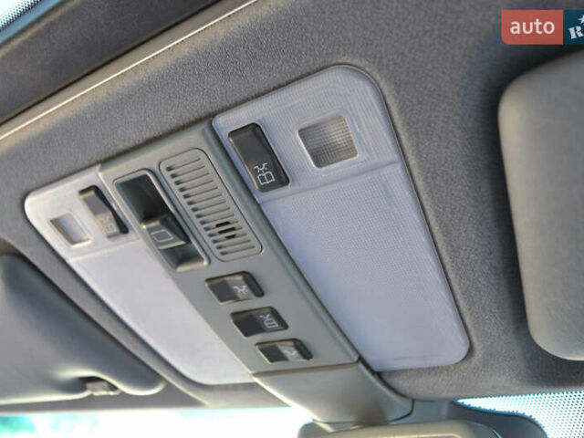 Мерседес С Клас 1998 у Хмельницькому на Automoto.ua Чорний Мерседес С Клас, об'ємом двигуна 5 л та пробігом 279 тис. км за 9900 $, фото 35 на Automoto.ua