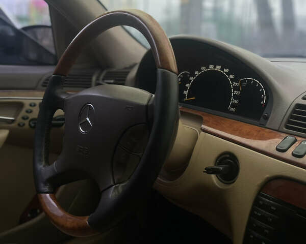 Чорний Мерседес С Клас, об'ємом двигуна 5 л та пробігом 555 тис. км за 4800 $, фото 10 на Automoto.ua